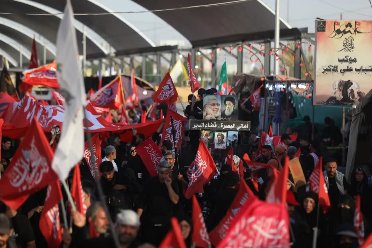اجتماع «دسته خونخواهی امام شهید» در مسیر پیاده‌روی اربعین برگزار شد + عکس