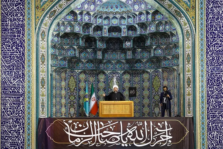 عکس | اقامه نماز جمعه تبریز