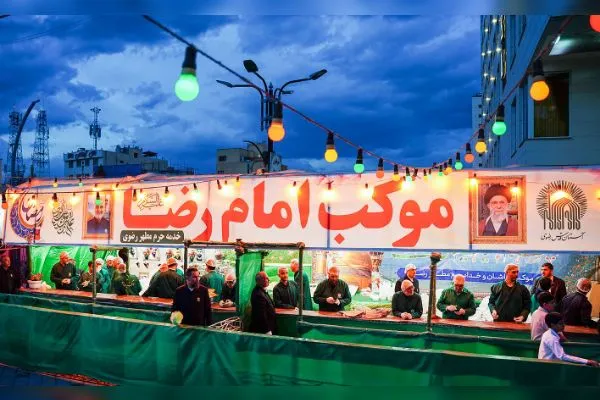 بدرقه خادمان موکب امام رضا (ع) در کرمانشاه
