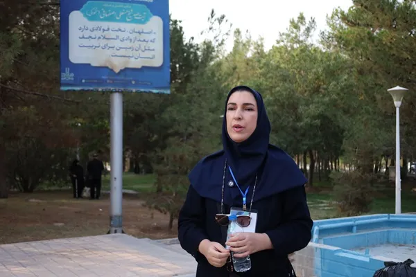 هنرمندی‌های مشاهیر تخت فولاد در حرم امام رضا(ع)