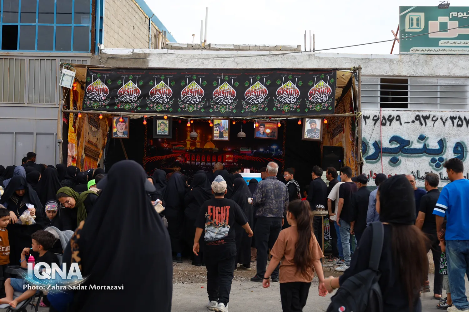 پیاده‌روی دلدادگان اربعین حسینی در خمینی‌شهر