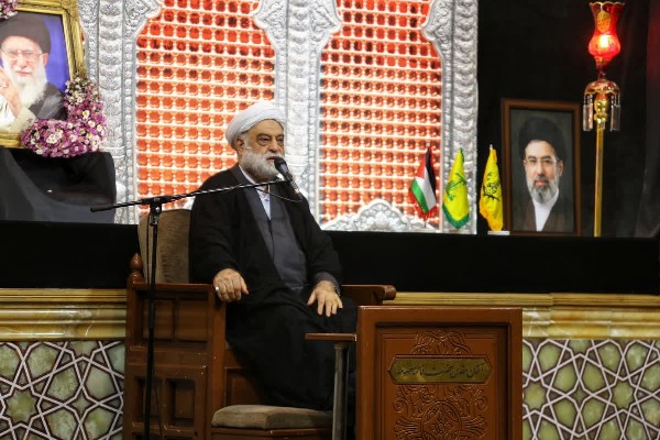 تکبر بزرگ‌ترین مانع قرب الهی است