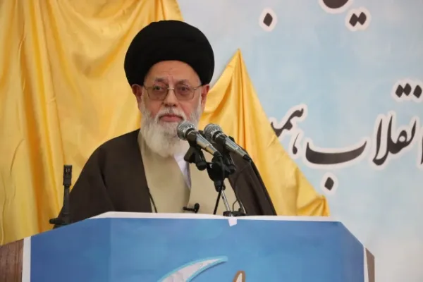 مسئولان نسبت به دغدغه معیشت مردم جدی‌تر برخورد کنند