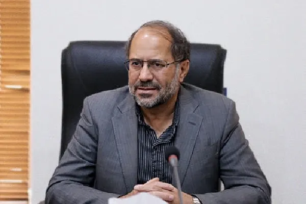 سیره‌ ائمه اطهار(ع) چراغ راه جامعه باشد
