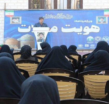 آغاز برنامههای «هویت محله» برای بازخوانی تاریخ و هویت محلات اردبیل آغاز برنامههای «هویت محله» برای بازخوانی تاریخ و هویت محلات اردبیل