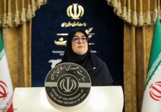 بیش از ۳۵۰ کارمند دولت در جریان جنگ اخیر حین خدمت‌رسانی به شهادت رسیدند