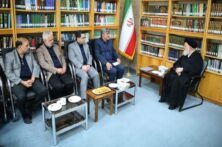 ضرورت پیوند مجدد فعالیت‌های جهاددانشگاهی و دانشگاه