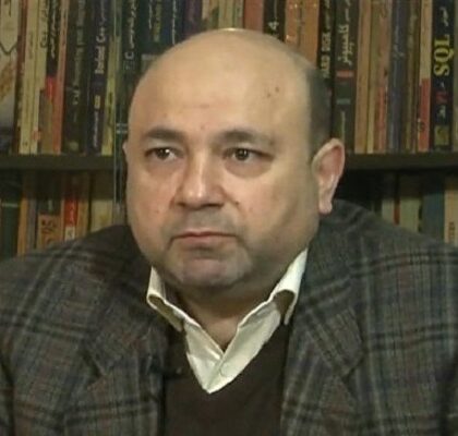 حفظ عزت ملی و صیانت از استقلال کشور؛ مبنای تعامل با جهان از نگاه رهبر شهید حفظ عزت ملی و صیانت از استقلال کشور؛ مبنای تعامل با جهان از نگاه رهبر شهید