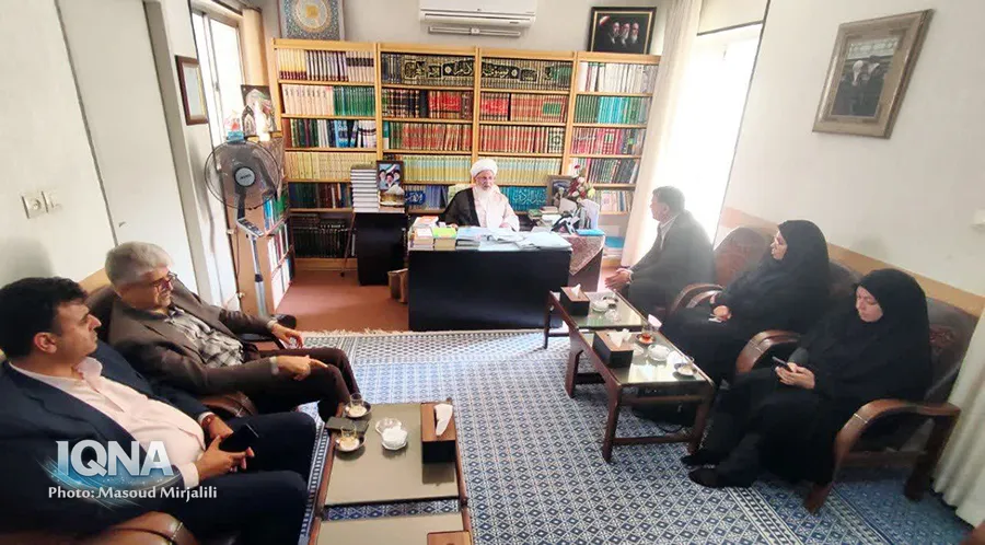 دیدار رئیس و معاونان جهاددانشگاهی با امام جمعه یزد