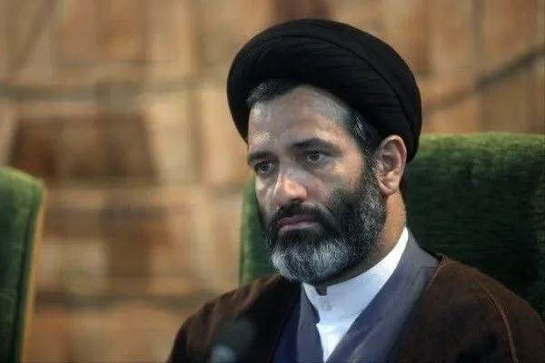 میراث رهبر شهید با وحدت ملی و تبعیت از رهبر جدید حفظ می‌شود