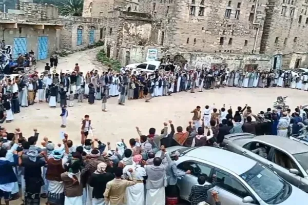 تظاهرات گسترده یمنی‌ها در محکومیت هتک حرمت قرآن در آمریکا