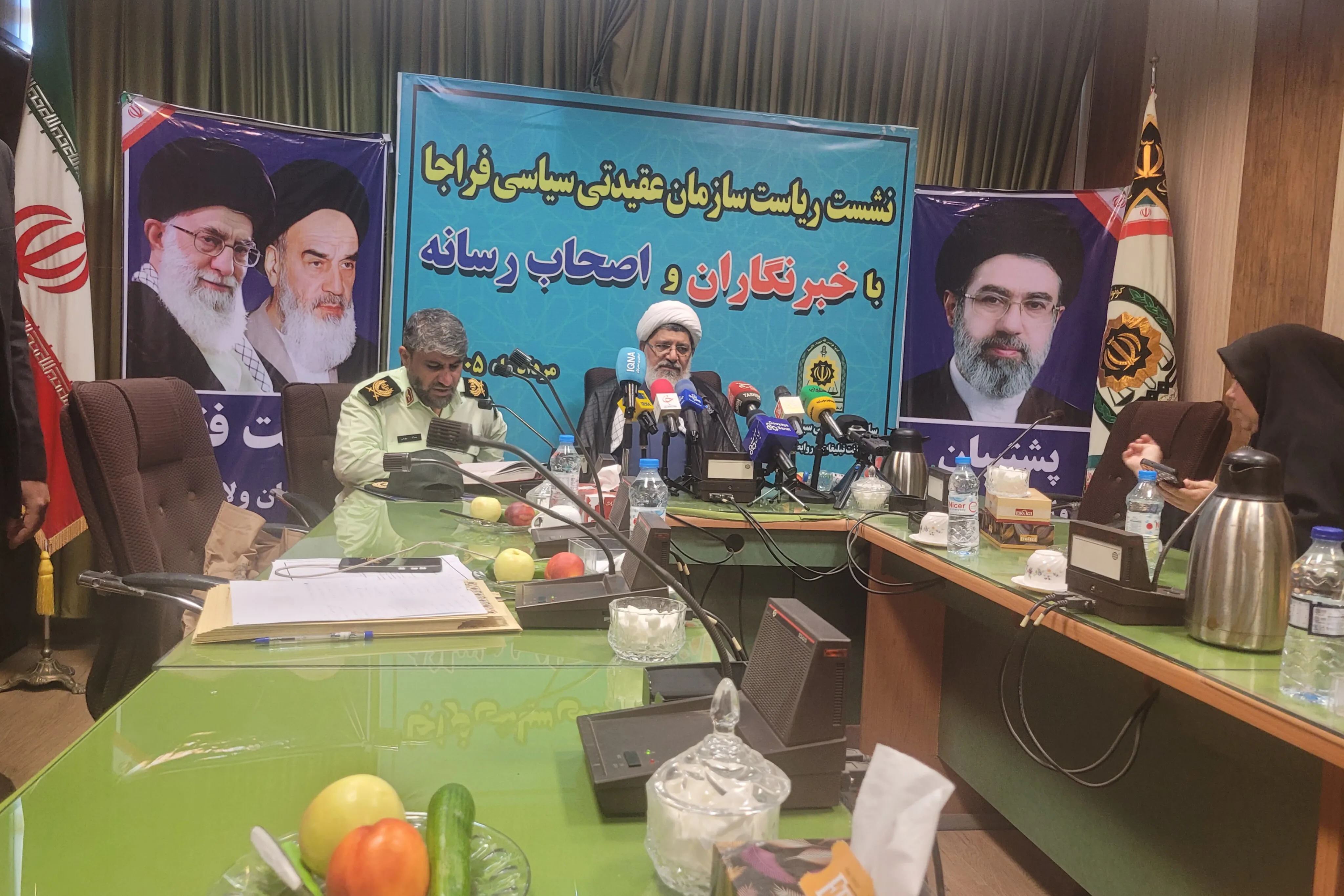 پلیس تراز انقلاب اسلامی هستی خود را فدای اسلام و مردم می‌کند