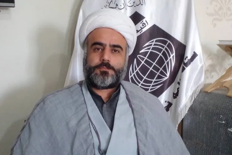 نهادینه‌سازی فرهنگ نماز از مسیر جذب جوانان به مسجد می‌گذرد