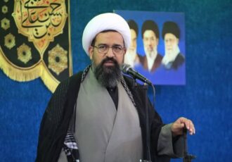 دشمن به دنبال ایجاد اختلاف میان مردم و نیروهای انقلابی است