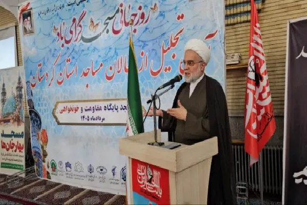 مسجد سنگر تربیت اعتقادی، اخلاقی و انقلابی امت باشد