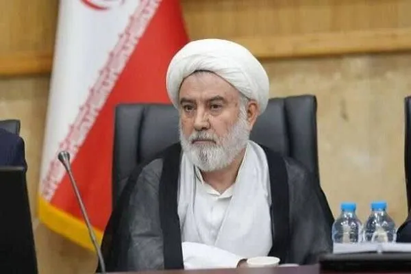 وحدت حول محور ولایت رمز شکست‌ناپذیری ملت ایران است