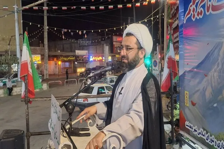 وحدت ملت ایران سد مستحکمی در برابر دشمنان است